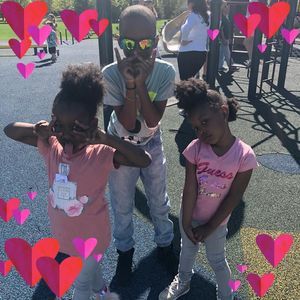 Meet your Posher, Benitra